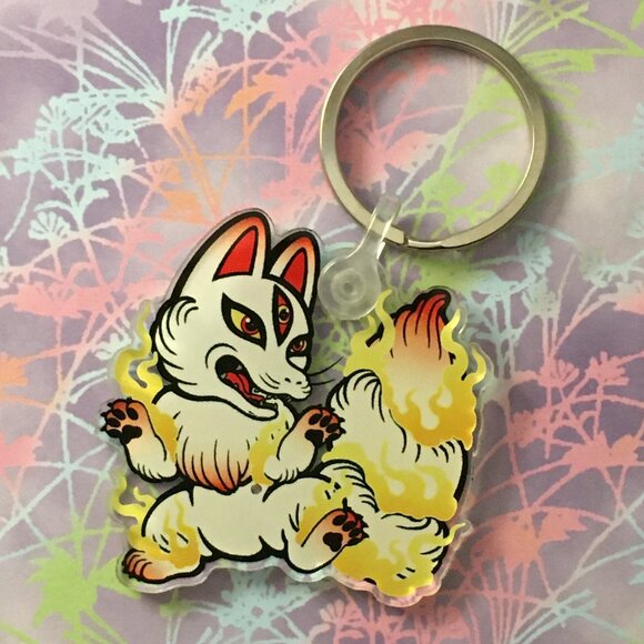 Cute Kitsune Acrylic Keychain - Picture 5 of 9